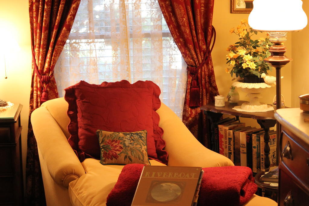 Red Bluff Cottage Bed & Breakfast Montgomery Extérieur photo